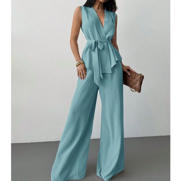 Classic Surplice Sleeveless Belted Blouse Wide leg Pants - Picture 8 of 8